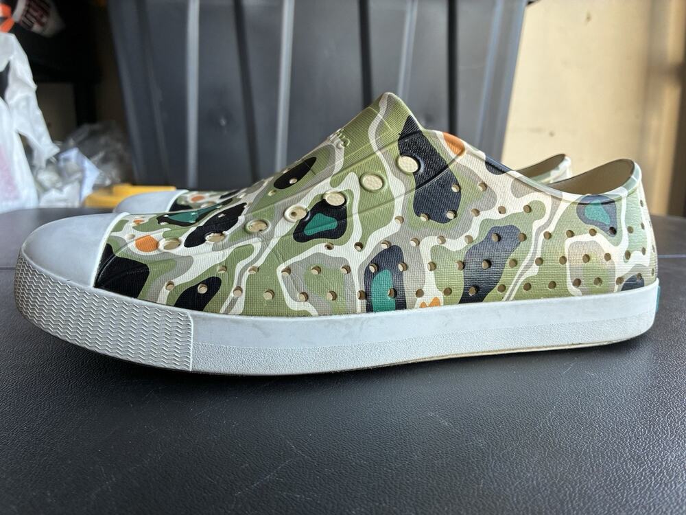 Native Jefferson Slip-On Shoes Women’s 10 / Men’s 8 Adult Unisex Camouflage